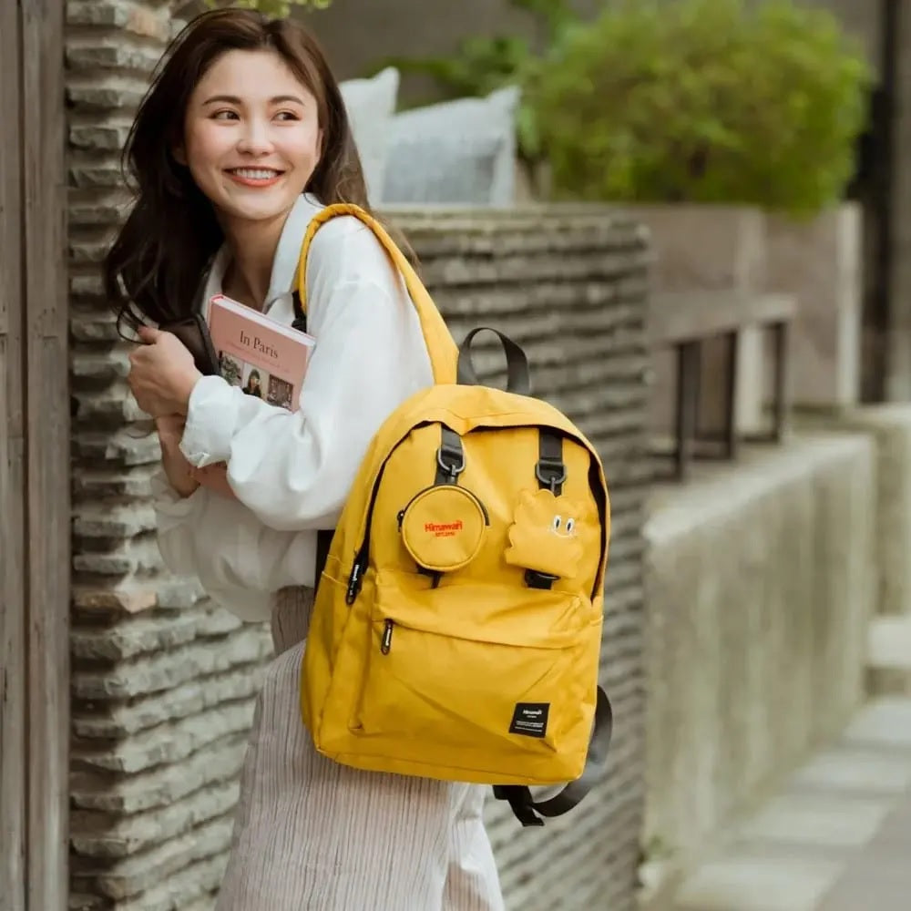 Livi 15" Lightweight travel daypack I Pink Salmon