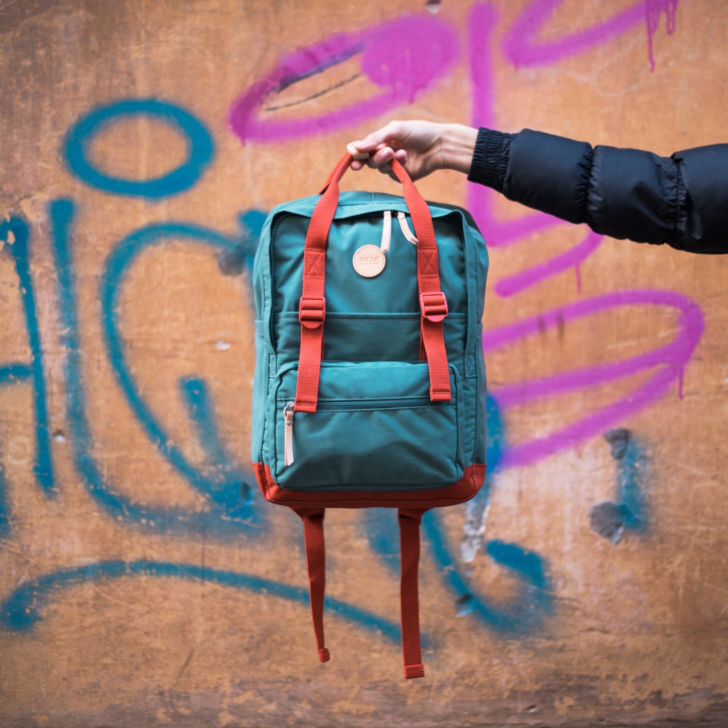 Okta Gema 15.7" Hiking Backpack I Green