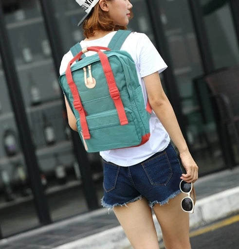 Okta Gema 15.7" Hiking Backpack I Green