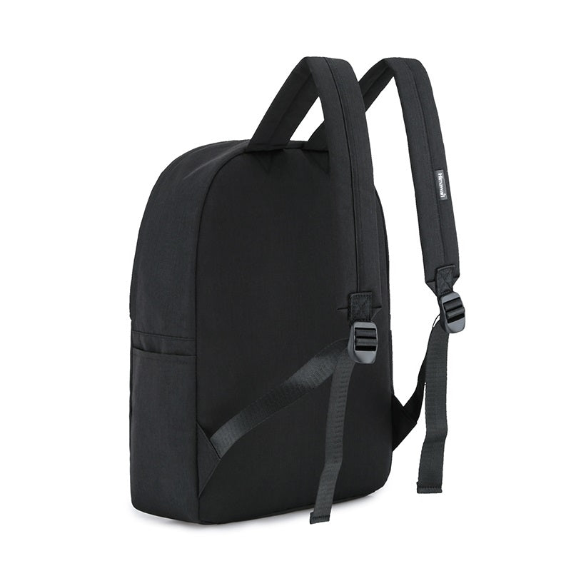 
                  
                    Livi 15" Lightweight travel daypack I Black
                  
                