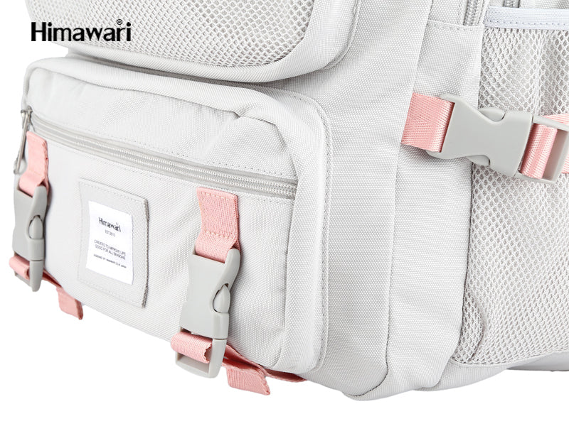 
                  
                    Dezeen 17" backpack I Pink
                  
                